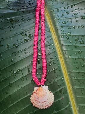 Pink Shell Pendant Bead Necklace - Unbranded